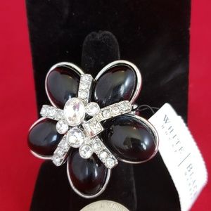 White House black market stretch rinf